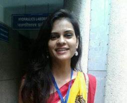 Dr. Shashi Tiwari